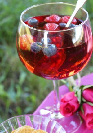Une photo de Cocktail Marquisette aux fruits rouges