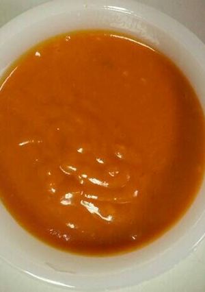 A picture of Hot garlic wing sauce.