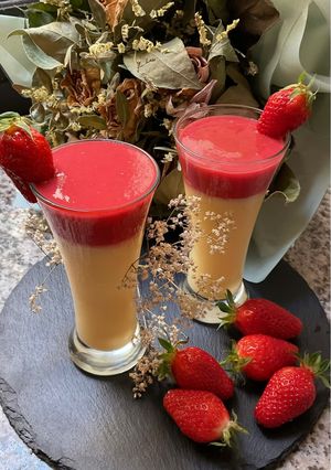 Une photo de 🍓Panna cotta 🌱☘️fraises 🍓
