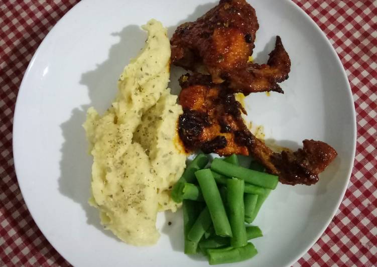 Mashed potato with chicken grill
