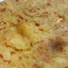 A picture of Aloo ke paraha.