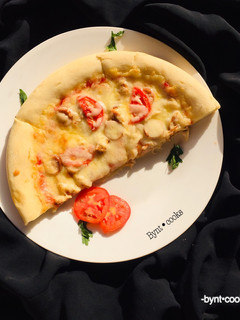 A picture of Chicken pizza.
