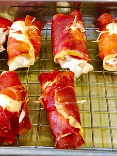 Una foto de Pollo Al Jamón