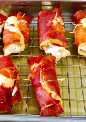 Una foto de Pollo Al Jamón
