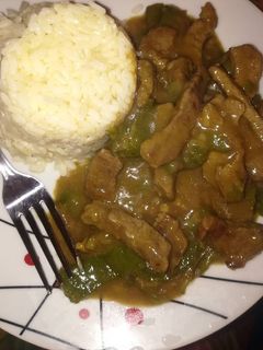 Una foto de Ternera con pimientos verdes (comida china casera)