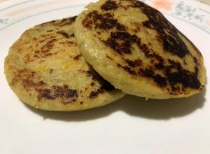 Una foto de Arepas de plátano maduro 🍌