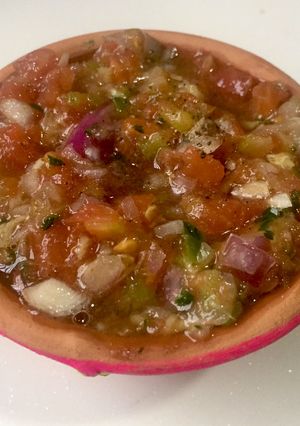 A picture of Tamater garlic chutney.
