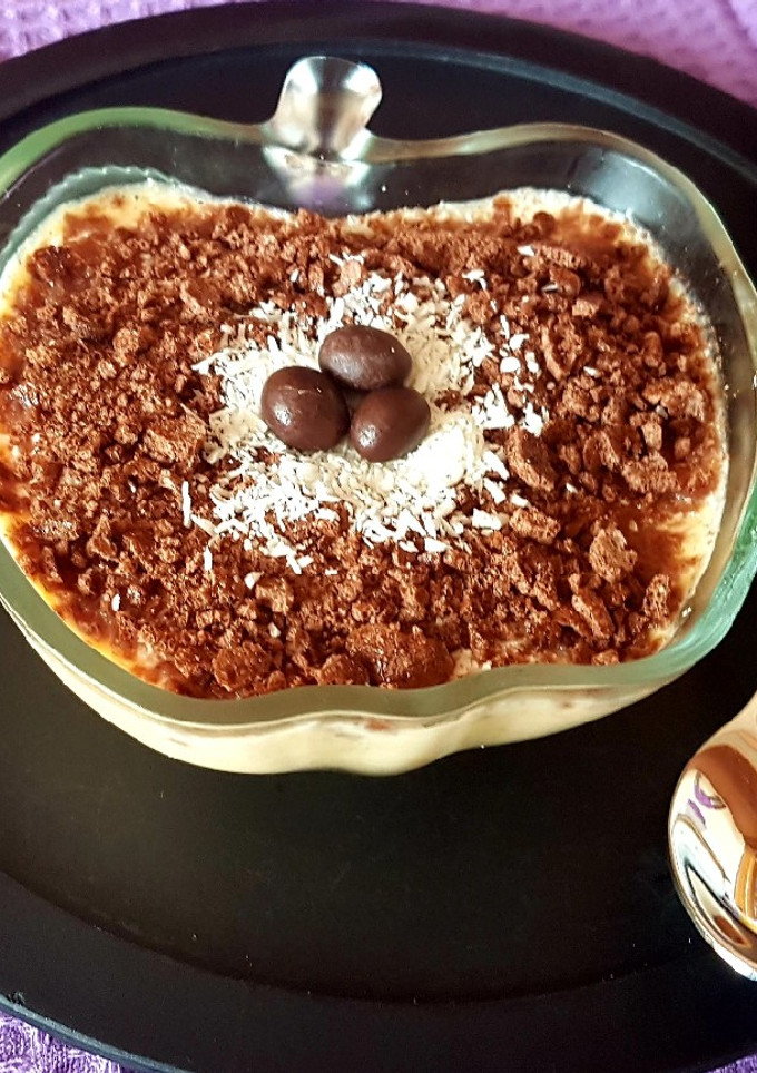 Una foto de Merienda con frutas, lácteos y cereales