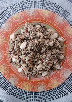 Une photo de Risotto de Quinoa au Poulet, Champignons et Parmesan / Healthy