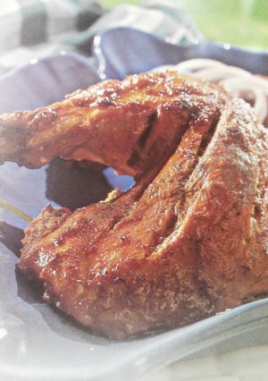 A picture of Tandoori chicken in micro wave.