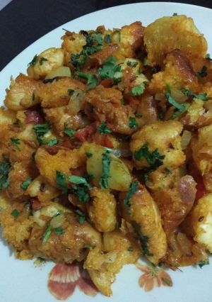 A picture of Masala pav.