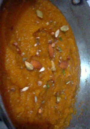 सूजी का हलवा (Suji ka halwa recipe in hindi) रेसिपी मुख्य फोटो