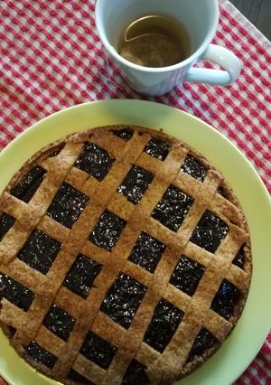 Foto di Crostata integrale ai frutti di bosco (del mio orto)