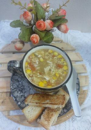 A picture of Chicken corn soup 🍲.