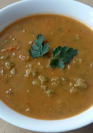 A picture of Vickys Curried Split Pea Soup, GF DF EF SF NF.