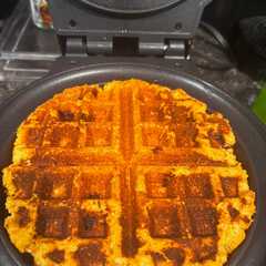 Una foto de Waffles con harina de coco y nueces. Sin gluten, sin leche, sin azúcar!! FIT