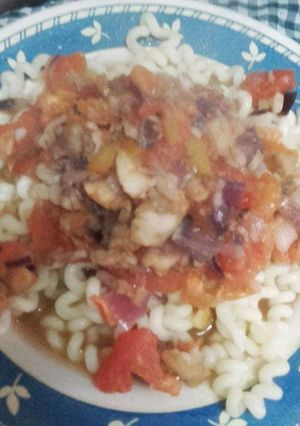 Una foto de Fusile Con Salsa De Camarones
