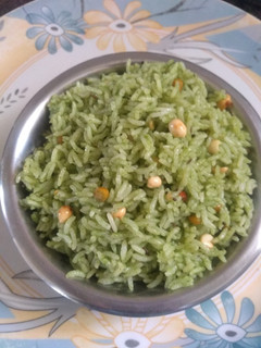 கொத்தமல்லி இலை சாதம் (Kothamalli ilai satham recipe in tamil) செய்முறை முக்கிய புகைப்படம்