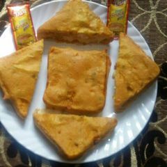 A picture of Stuffed bread pakora.