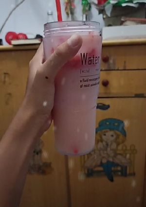 Foto resep Strawberry Sparkling Yakult