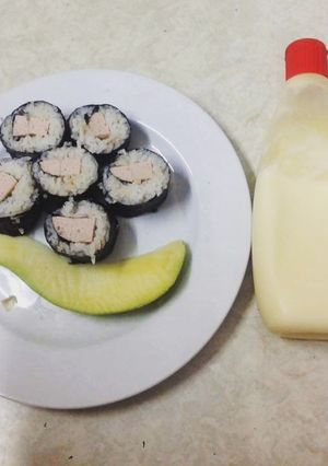 Hình của món Kimpap thường.