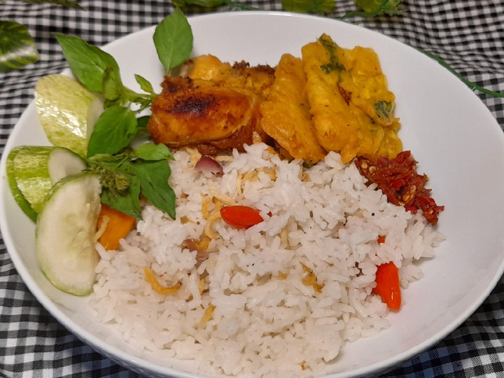 Cara Membuat Nasi Liwet Rice Cooker Untuk Pemula