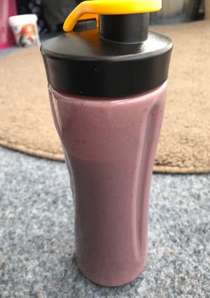 A picture of Banana berry smoothie.
