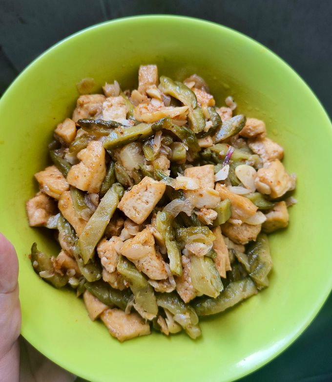 Foto resep Oseng Pare dan Tahu