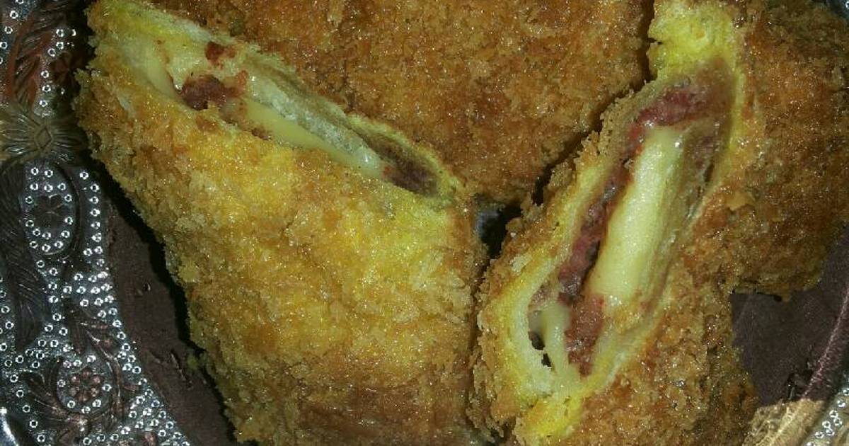  Resep  Roti  goreng isi  keju dan kornet sapi  oleh Vanny Aini 