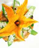 Trứng chiên nấm rơm