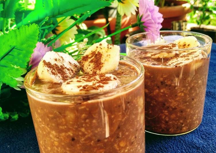 Easiest Way to Prepare Ultimate Chocolate banana overnight oats