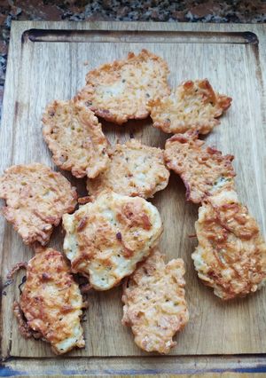 Una foto de Croquetas de arroz y fideos