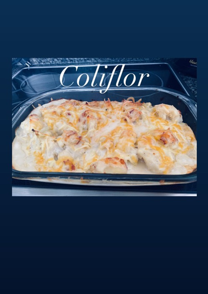 Una foto de Coliflor con patatas y bechamel