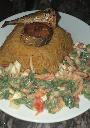 A picture of Jollof rice.