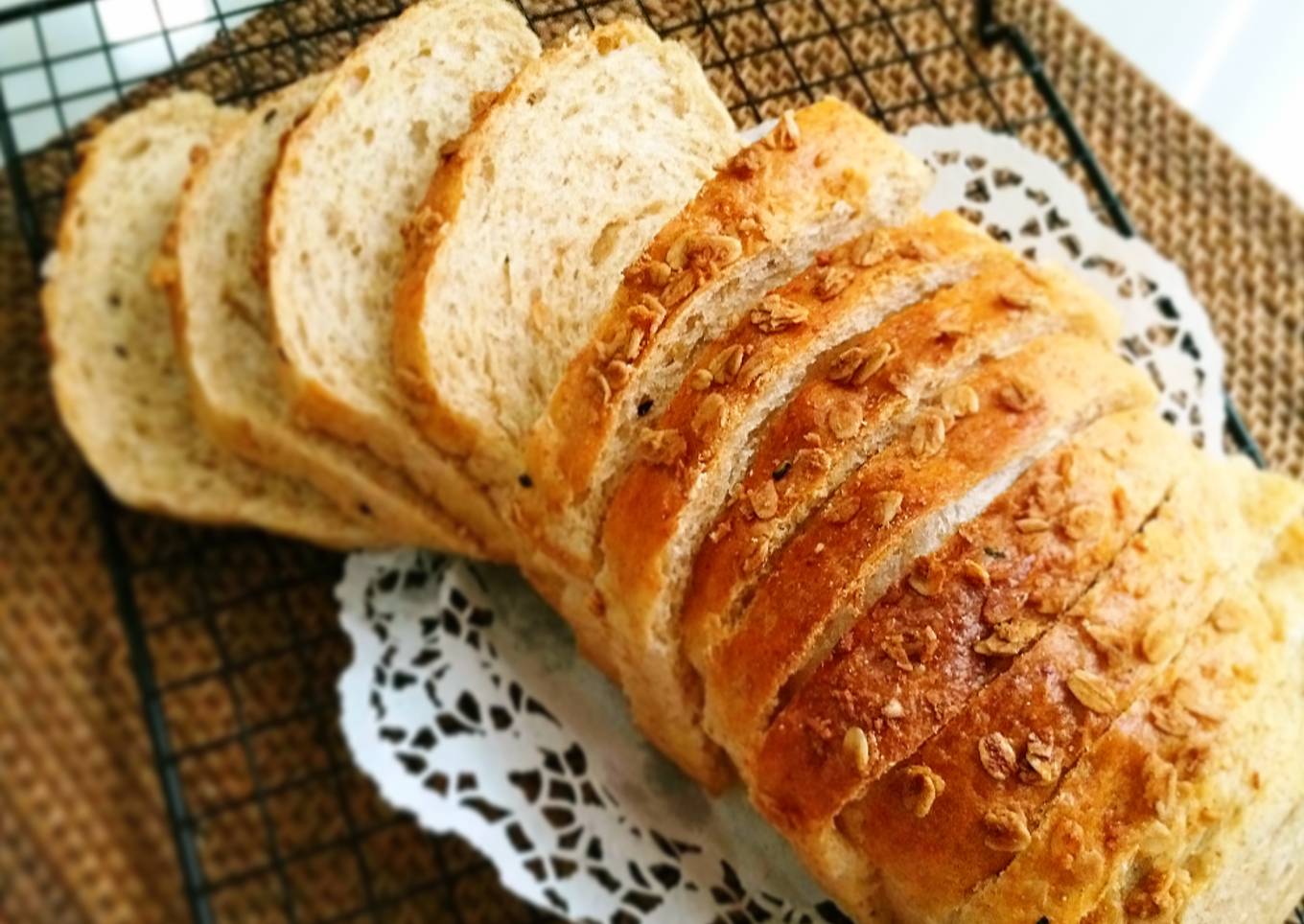 Roti tawar gandum ekonomis