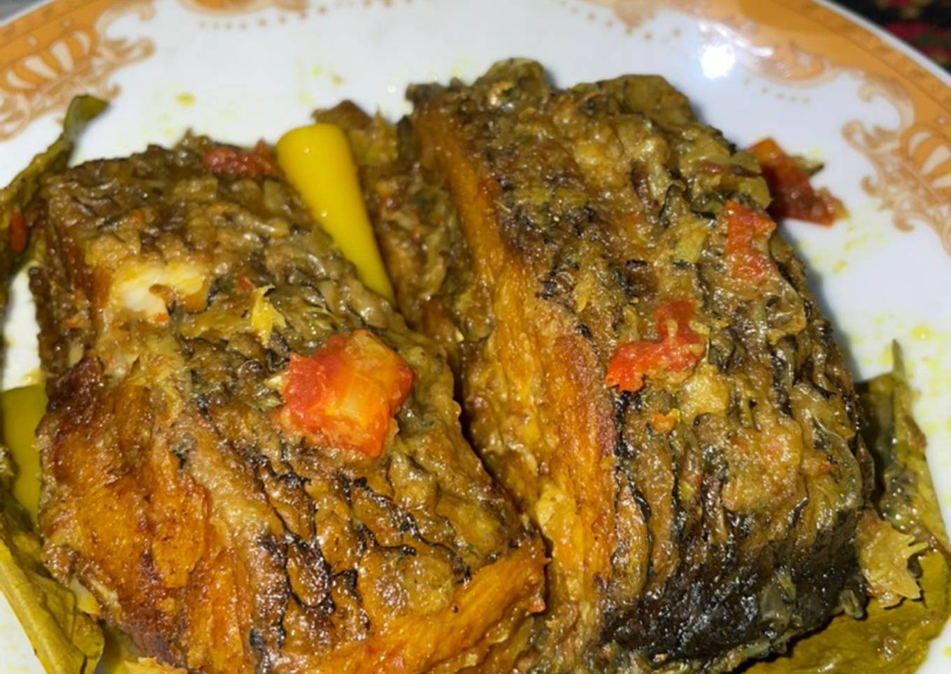 Ikan Gurame Bumbu Kuning (Pesmol)