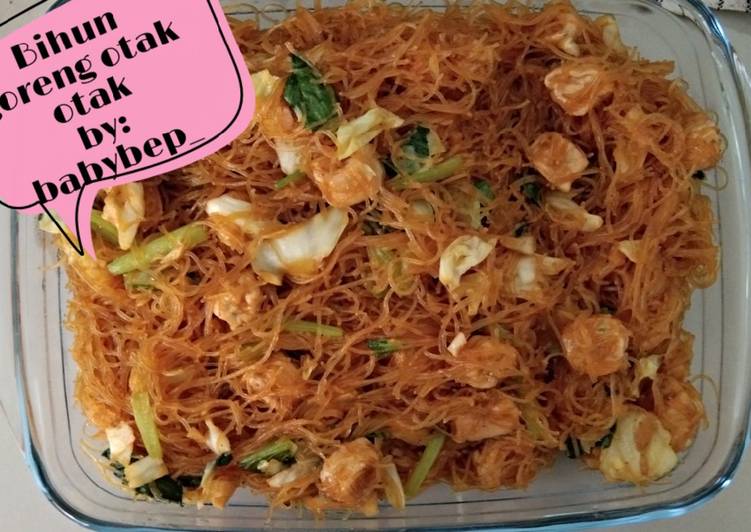 Bihun goreng otak otak