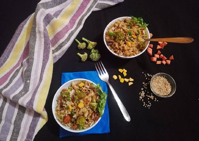 Simple Way to Make Homemade Broccoli Carrot fried rice