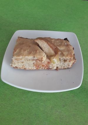 Una foto de Queque Avena, Manzana y Dulce de Membrillo