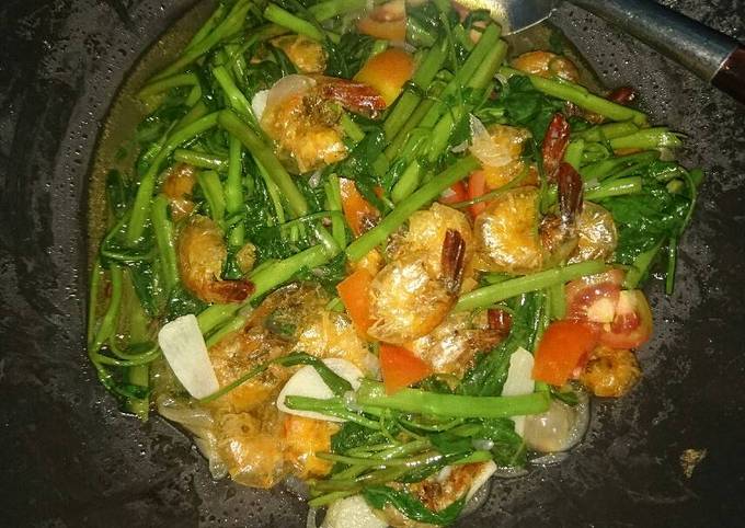Resep Oseng kangkung udang sedap ala kampung ida, Lezat