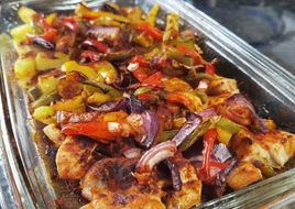 Frango Assado com Batata no forno à Barcelos