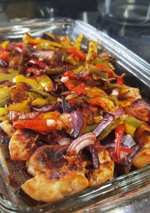 Foto de Frango Assado com Batata no forno à Barcelos