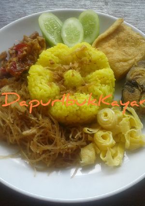 Foto resep 90 Nasi Kuning Magiccom Harum Gurih