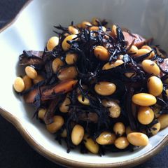 A picture of Hijiki & Soy Beans Nimono.