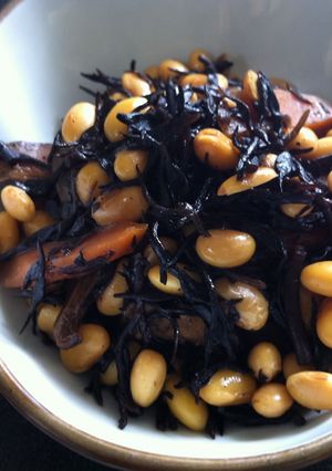 A picture of Hijiki & Soy Beans Nimono.