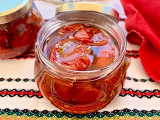 Tomates séchées à l’huile d’olive et graines de fenouil