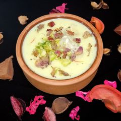 A picture of Chaler payesh(rice kheer).