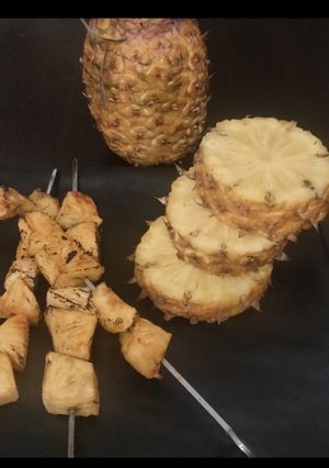 तंदूरी अनानास(tandooi ananas recipe in hindi) रेसिपी मुख्य फोटो