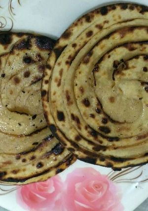 A picture of Lachcha prantha.