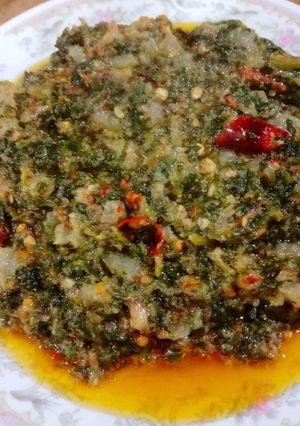 A picture of Moli palak ki sabzi.